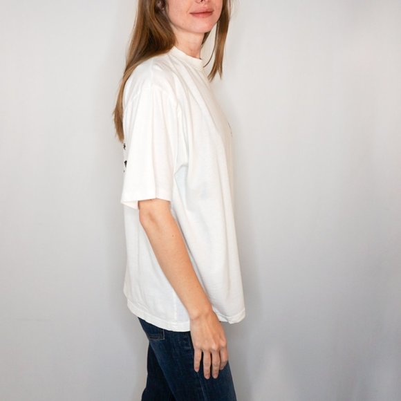 VINTAGE Hard Rock Cafe Fallujah Iraq White Tee - Picture 3 of 8